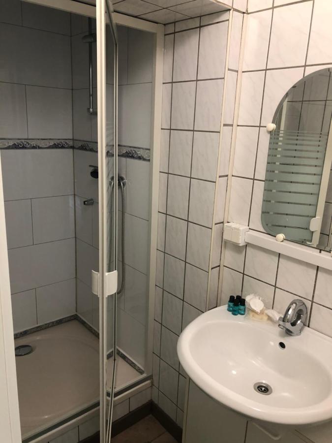 Hotel Gaestezimmer Siminciuc Aquisgrà Exteriér fotografie