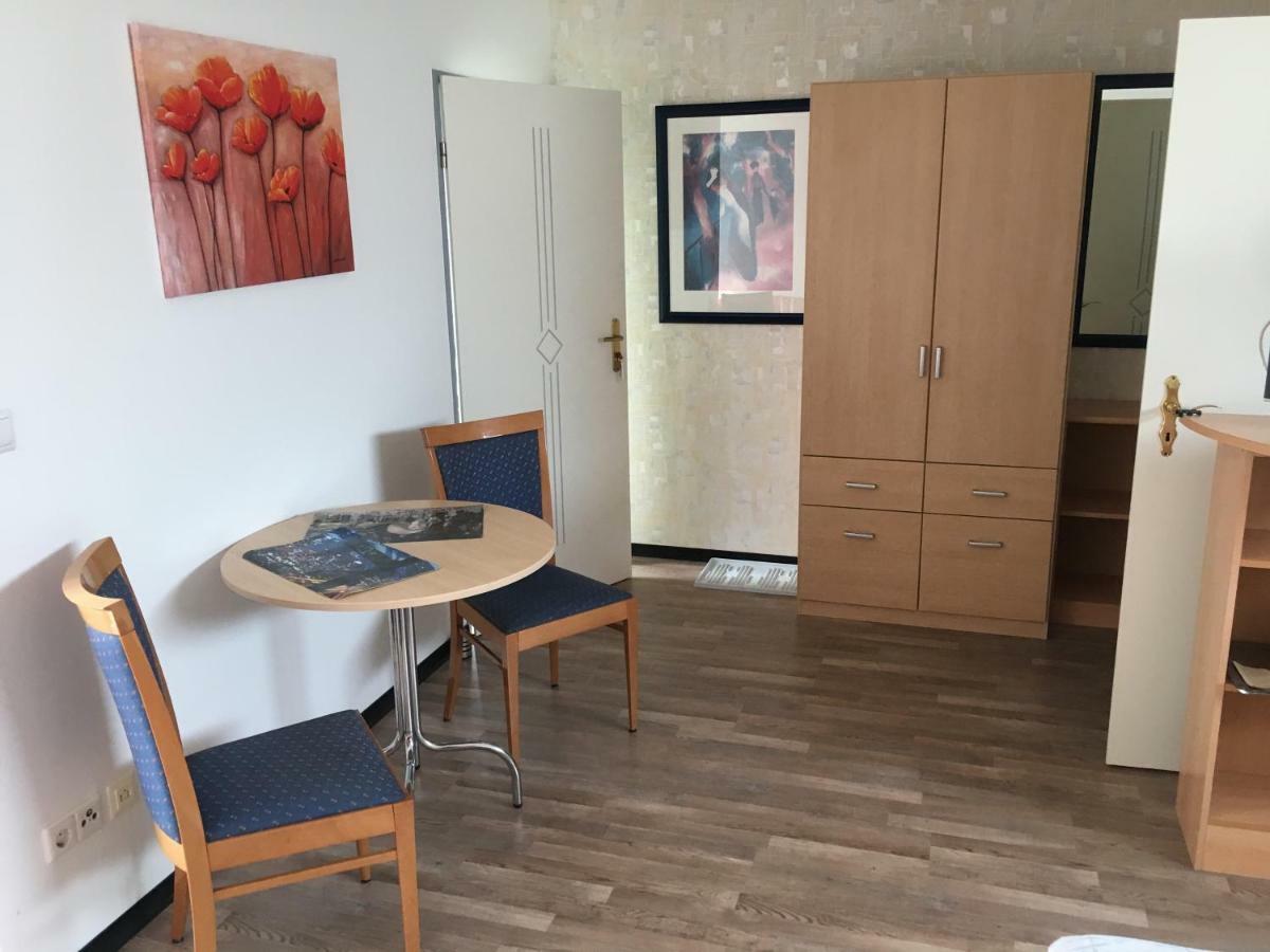 Hotel Gaestezimmer Siminciuc Aquisgrà Exteriér fotografie
