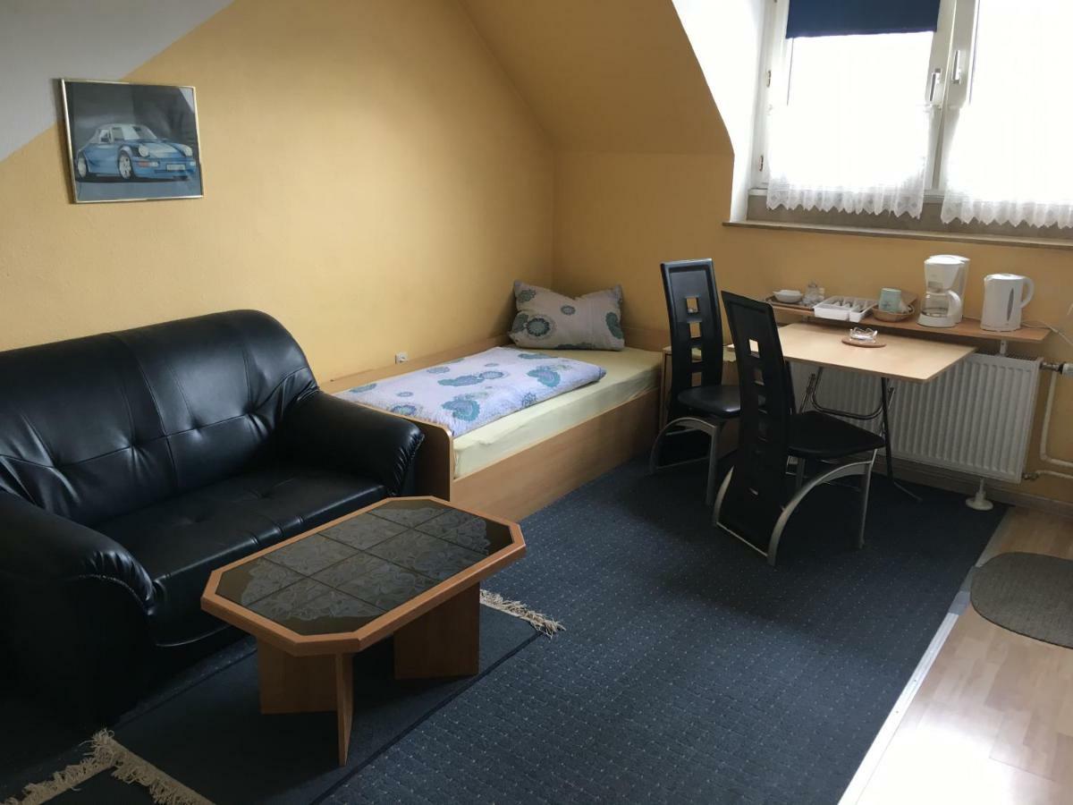 Hotel Gaestezimmer Siminciuc Aquisgrà Exteriér fotografie